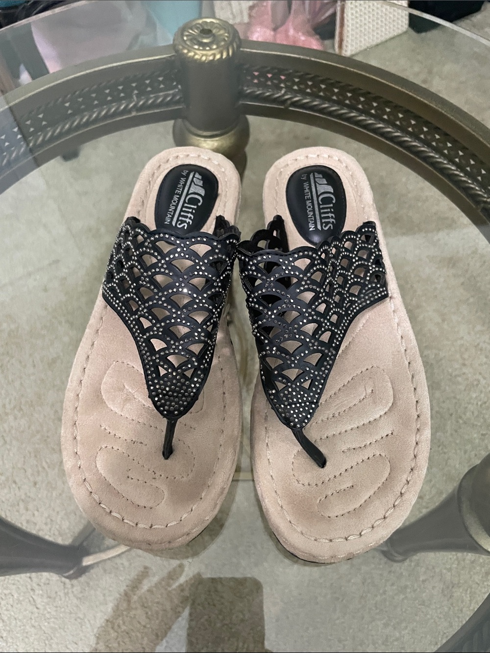 Cliffs by WHITE MOUNTAIN Black Cutout Rhinestone Thong Sandals